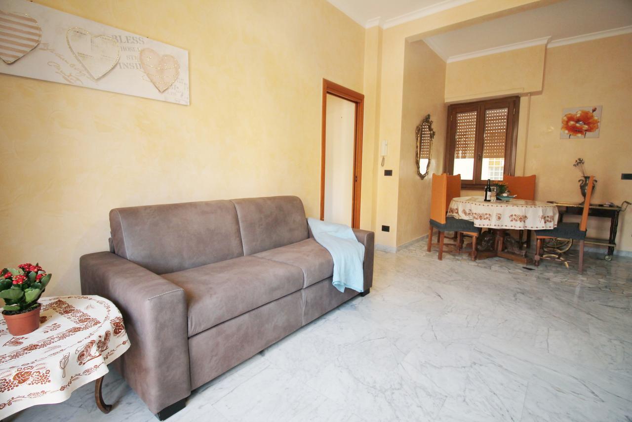 Monteverde Bright Apartment With Garage Rome Exterior photo